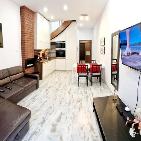 Apartament Leopard Bydgoszcz Bagian luar foto